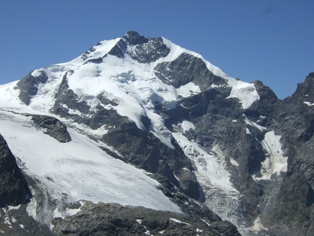 Der Startschuss fällt mit dem Piz Bernina.