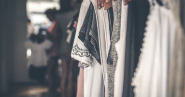 artem-bali-622295-unsplash